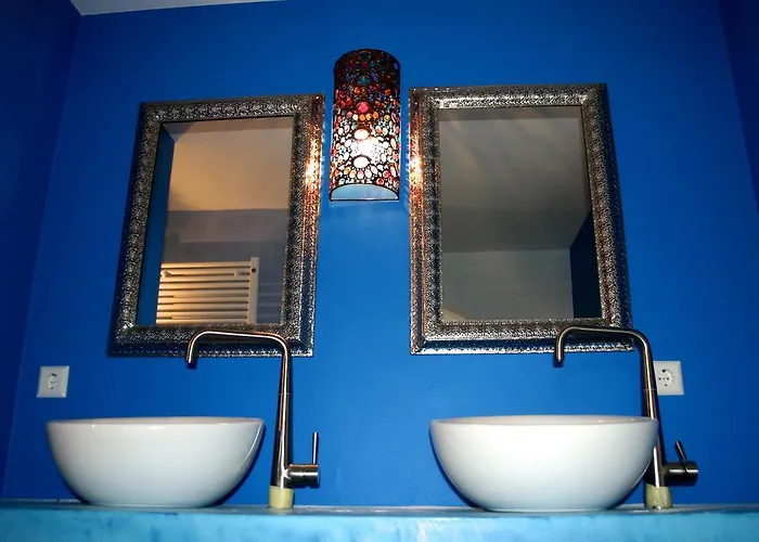 Oa6 Casa Bed & Breakfast 3*